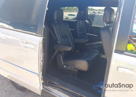 2017 Dodge Grand Caravan Gt z USA, uszkodzony, nr VIN 2C4RDGEG1HR690403